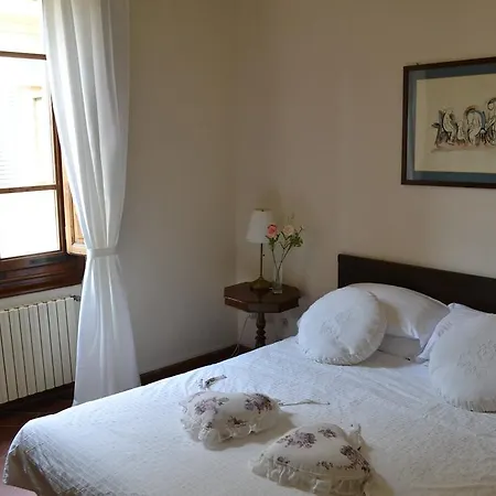 Vendégház Maison Roshlee *